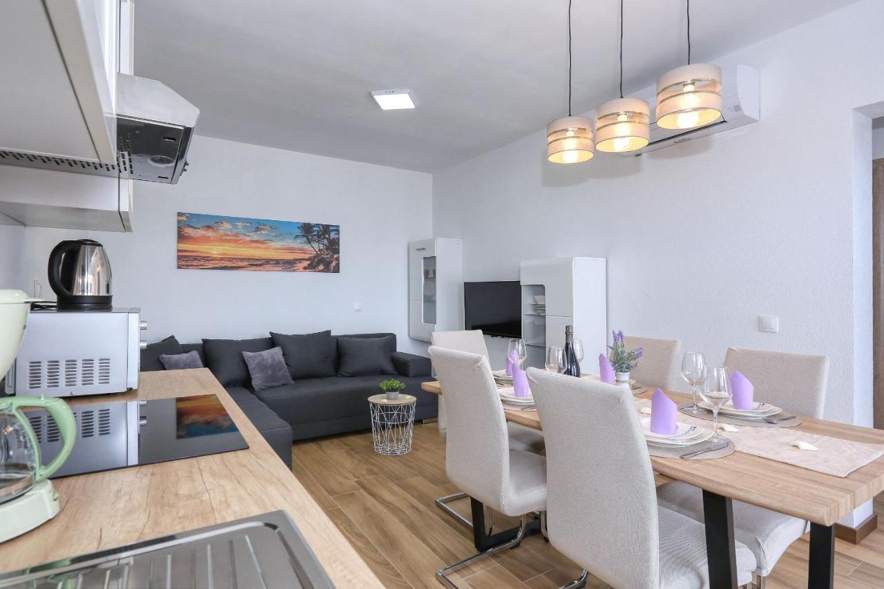 Apartments Poljak Rtina Bagian luar foto
