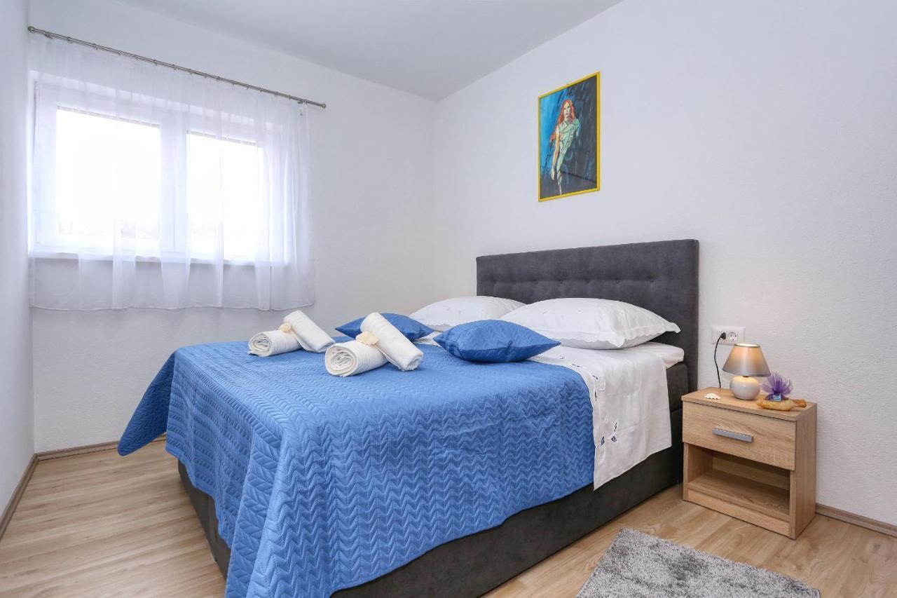 Apartments Poljak Rtina Bagian luar foto
