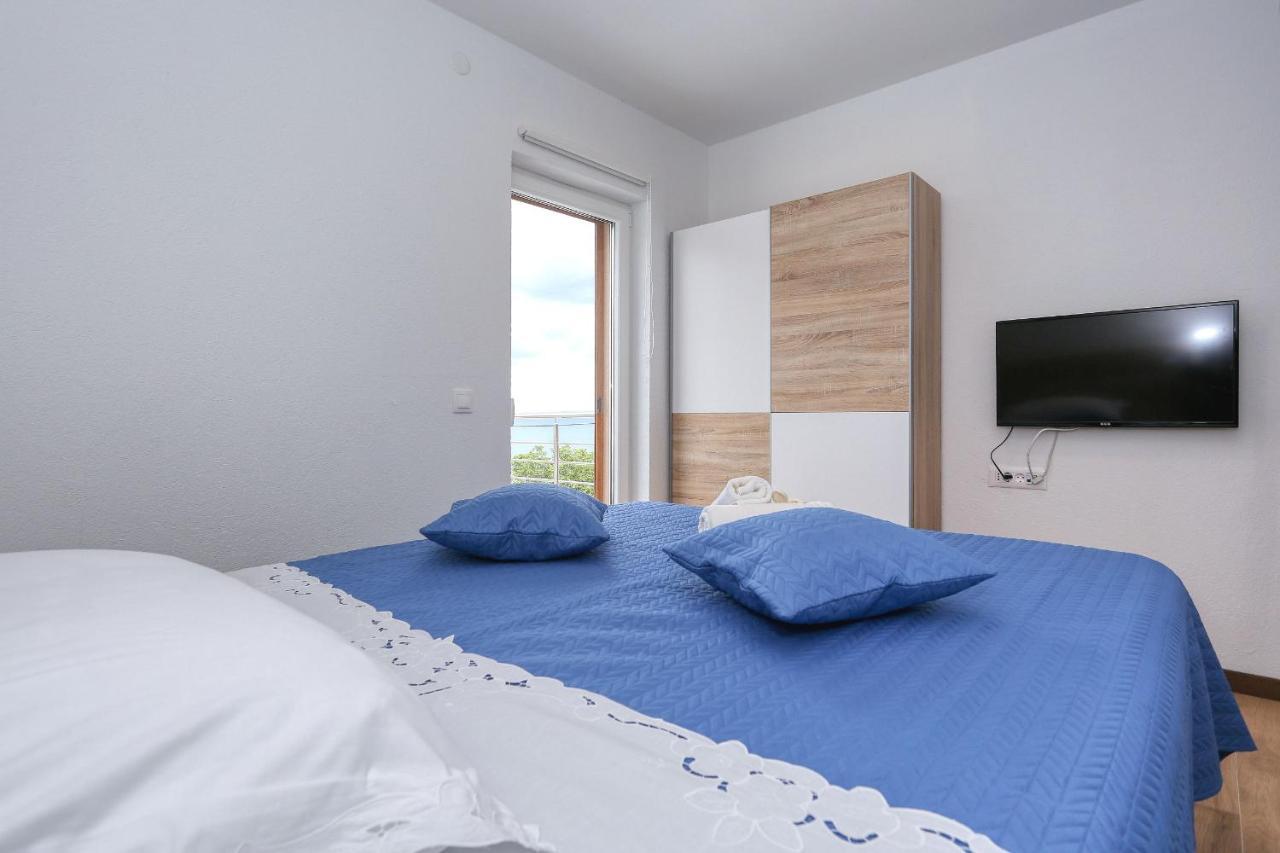 Apartments Poljak Rtina Bagian luar foto