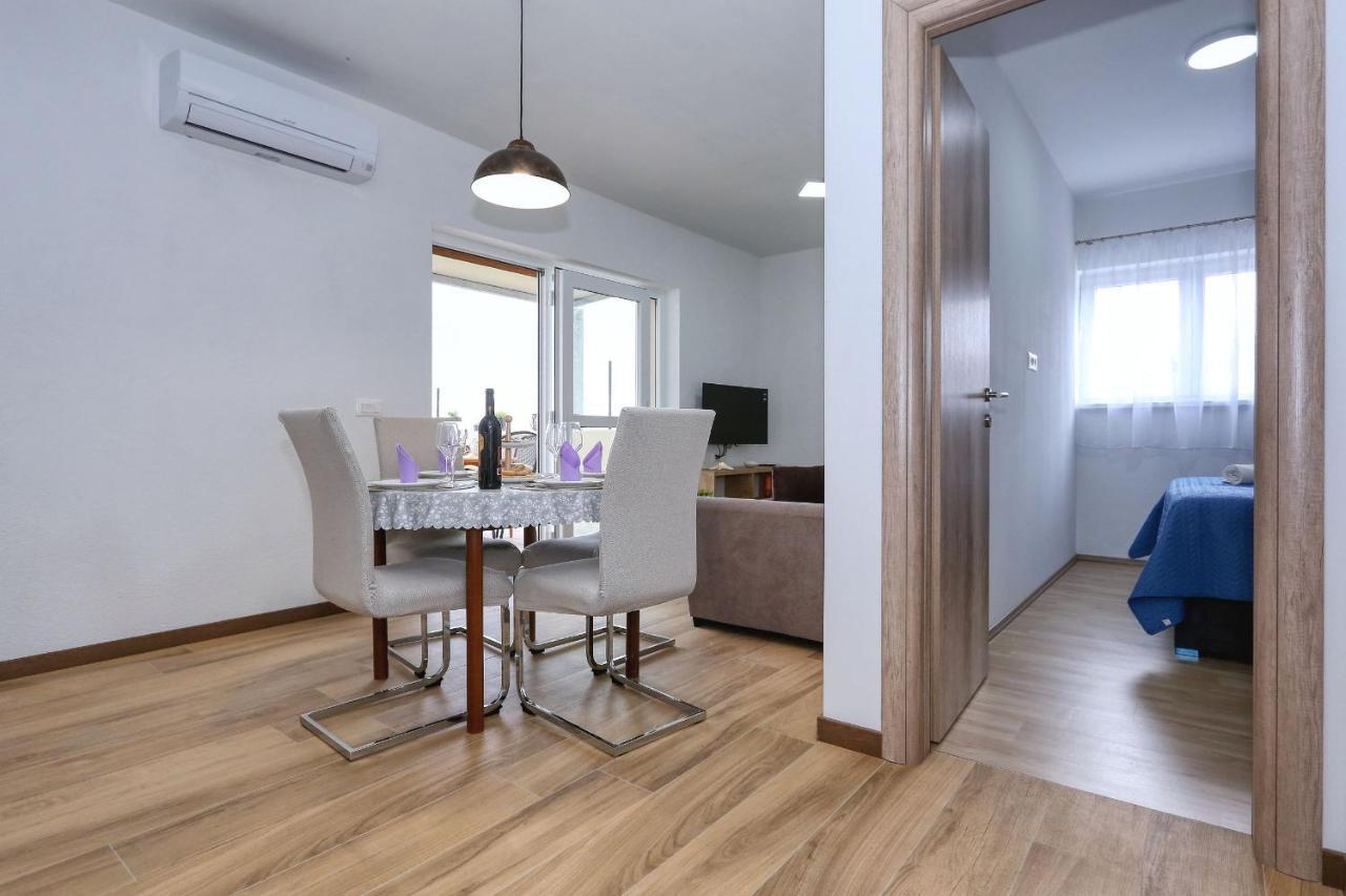 Apartments Poljak Rtina Bagian luar foto