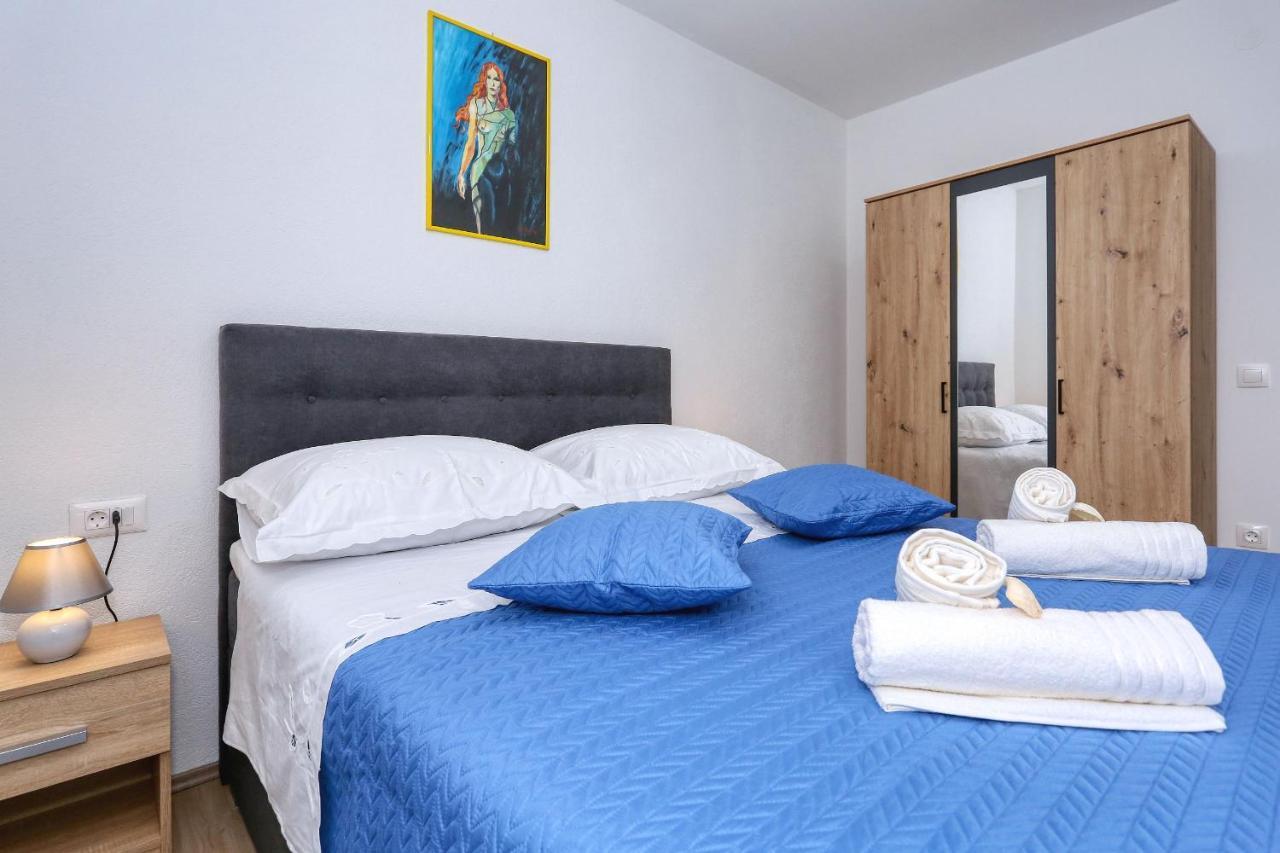 Apartments Poljak Rtina Bagian luar foto